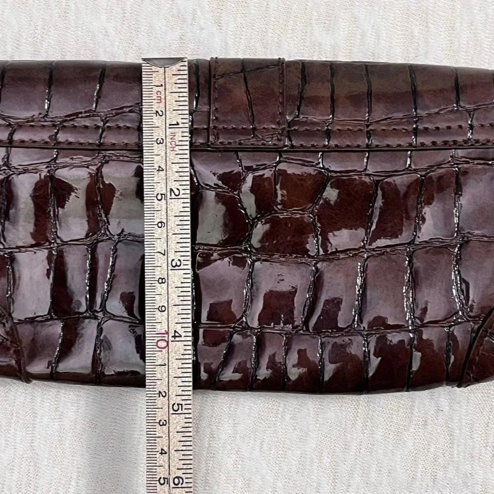 Liz Claiborne Brown Croc Embossed Patent Leather Wristlet Clutch‎ Purse Bag